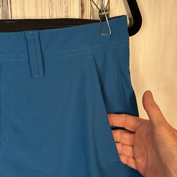 Men’s Volcom Teal Active Wear Shorts Size 28 Camping Outdoors Climbing Hiking - Picture 4 of 12